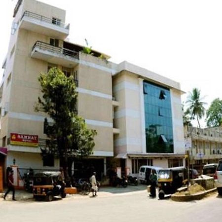 Hotel The Samrat Thiruvananthapuram Ngoại thất bức ảnh
